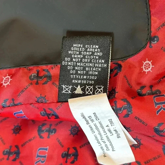 Urban Republic - Gender neutral waterproof Rain Jacket. Size 5 - Picture 8 of 8